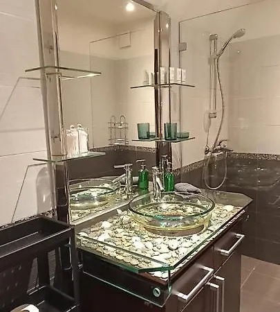 Specious Studio Near Of Town Center And Park, Up To 4guests Lägenhet Riga