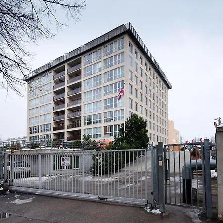 Lägenhet Specious Studio Near Of Town Center And Park, Up To 4guests Riga