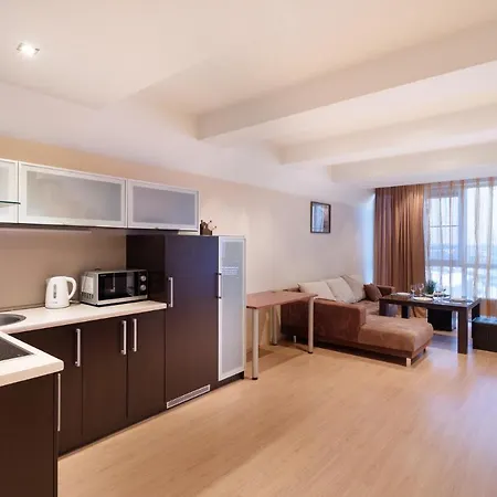 Lägenhet Specious Studio Near Of Town Center And Park, Up To 4guests *